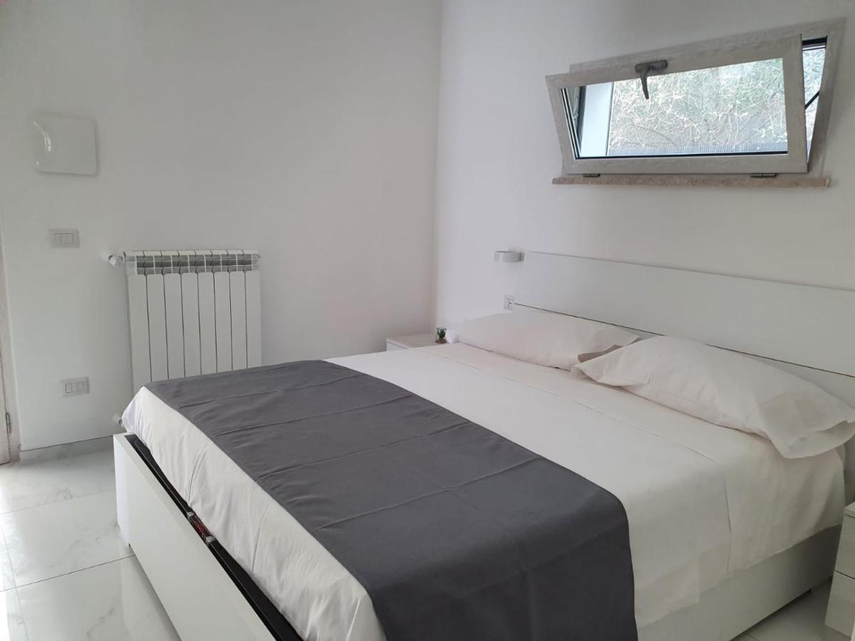 B&B Il Suono Della Campagna Terracina Luaran gambar