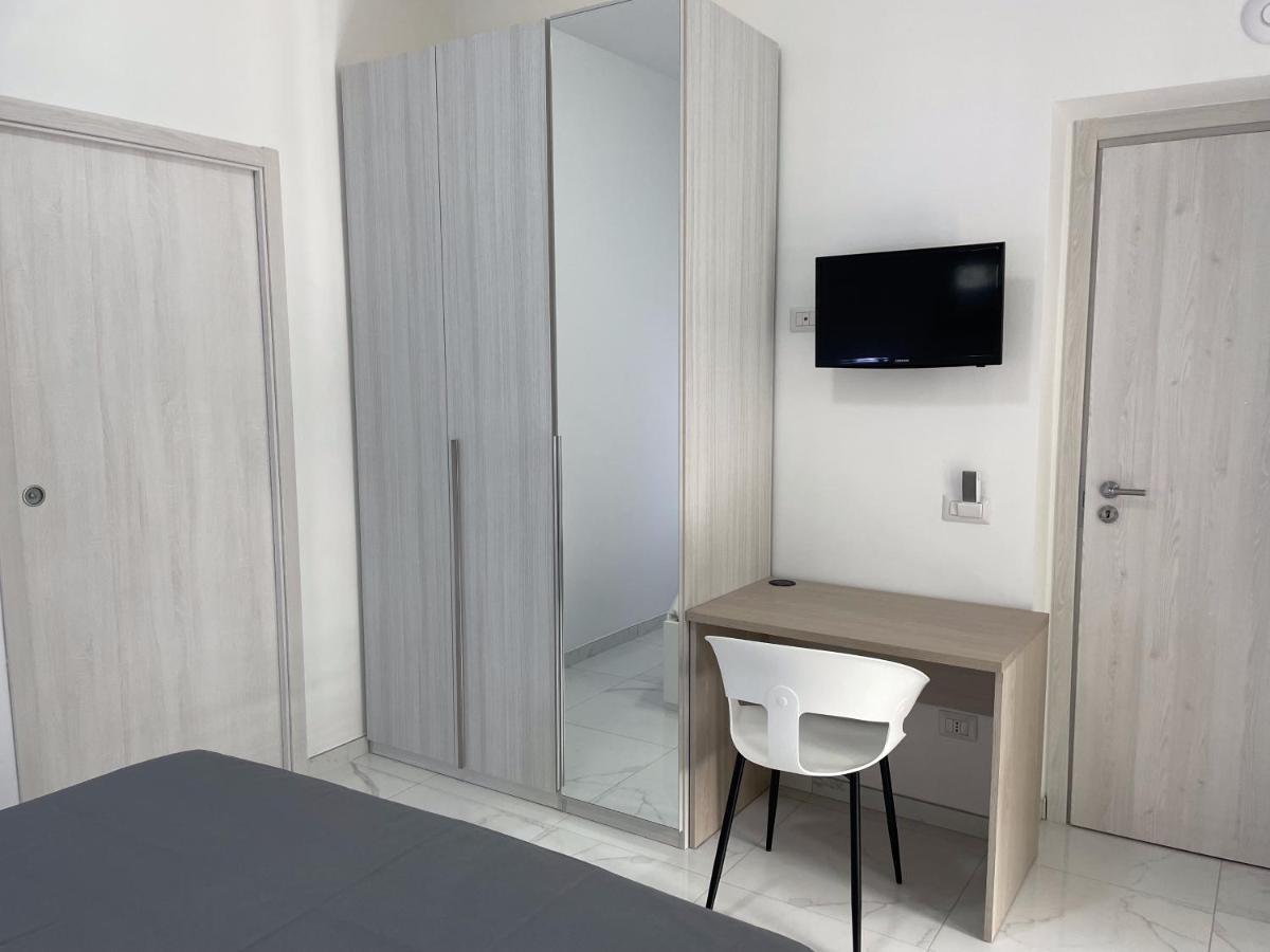 B&B Il Suono Della Campagna Terracina Luaran gambar