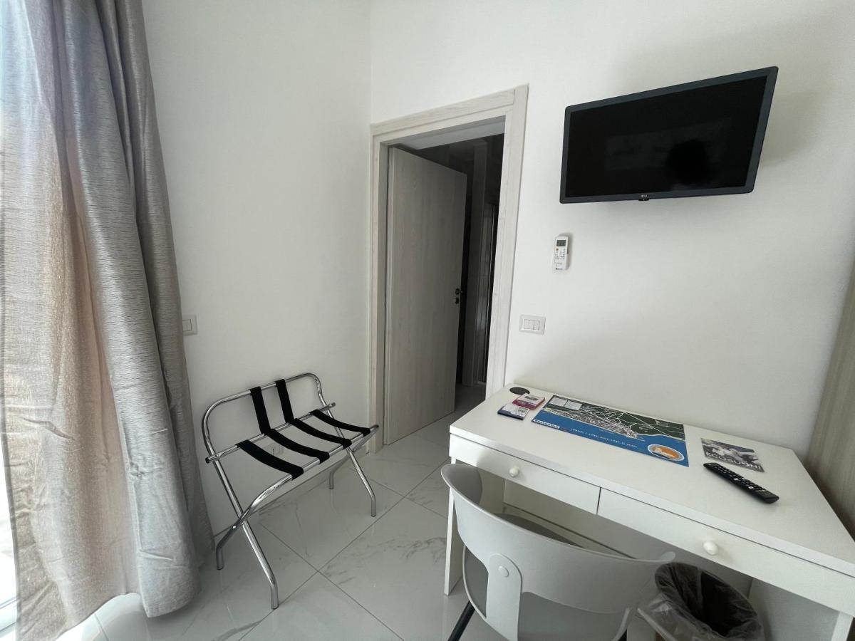B&B Il Suono Della Campagna Terracina Luaran gambar