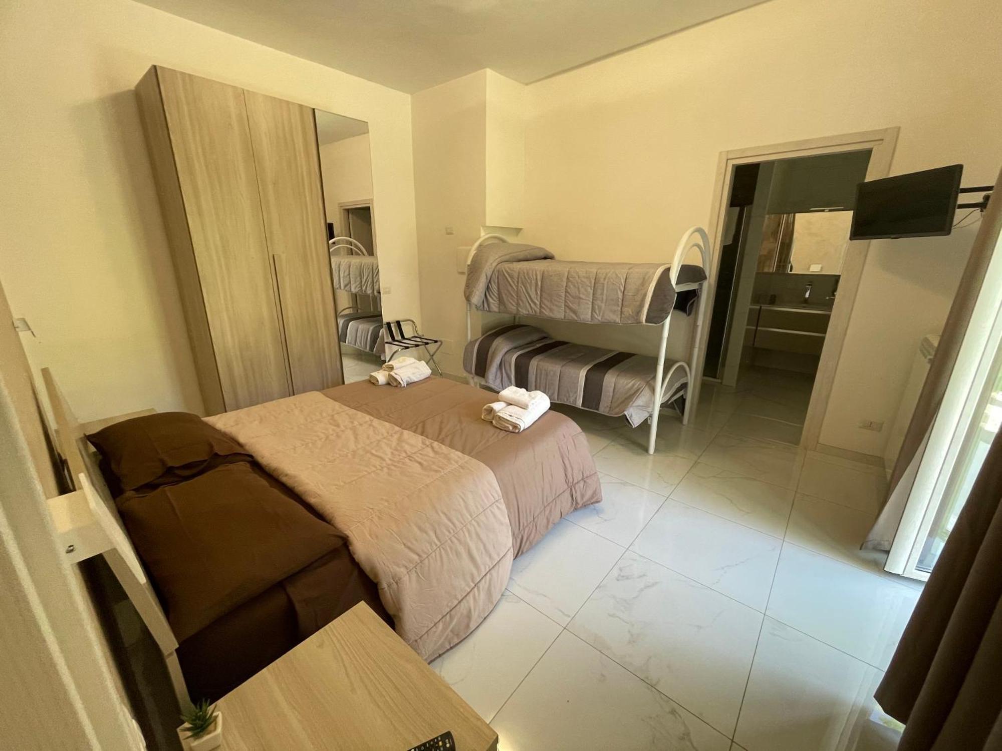 B&B Il Suono Della Campagna Terracina Luaran gambar